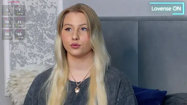 Snapshot of Amy_mit chatting on 29, 11, 2025 Amy mit online show from 29, 11, 2025