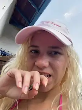 Bruna551 online show from 5, 4, 2026