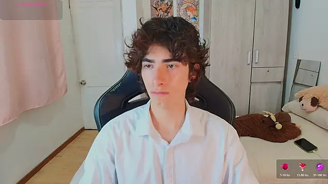 Nude Boy18 online show from 17, 12, 2025