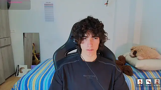 Nude Boy18 online show from 4, 3, 2026