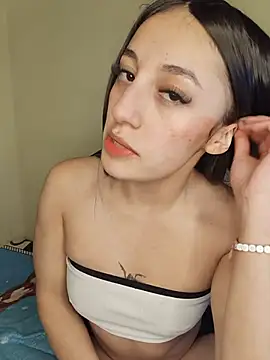 Snapshot of StefaniaFoxx_ chatting on 4, 7, 2026 StefaniaFoxx online show from 4, 7, 2026