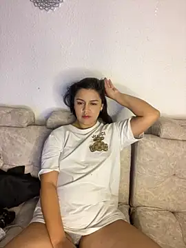 Snapshot of lunita_sweet5 chatting on 18, 10, 2025 lunita sweet5 online show from 18, 10, 2025