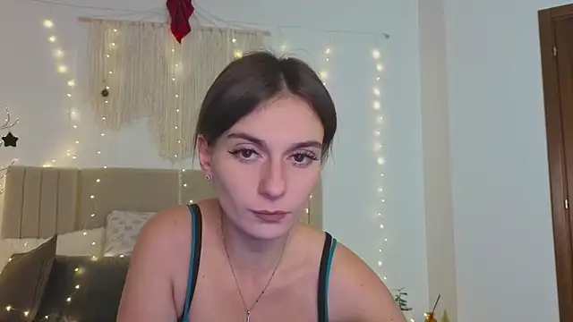 Little mia   online show from 20, 12, 2025