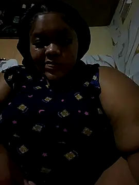 Snapshot of chubbybbw18 chatting on 27, 11, 2025 chubbybbw18 online show from 27, 11, 2025