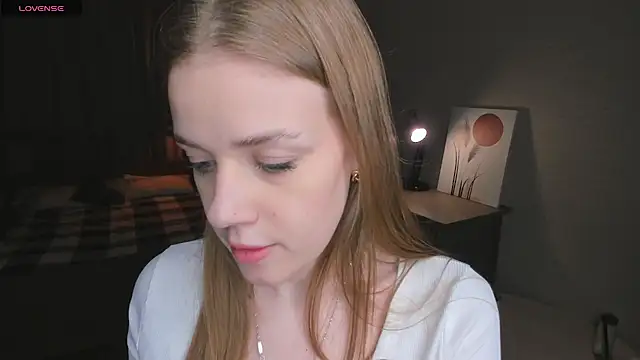 OdellaFrake online show from 16, 11, 2025