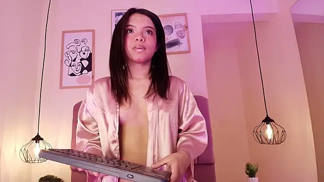 Isabelgh  online show from 29, 10, 2025