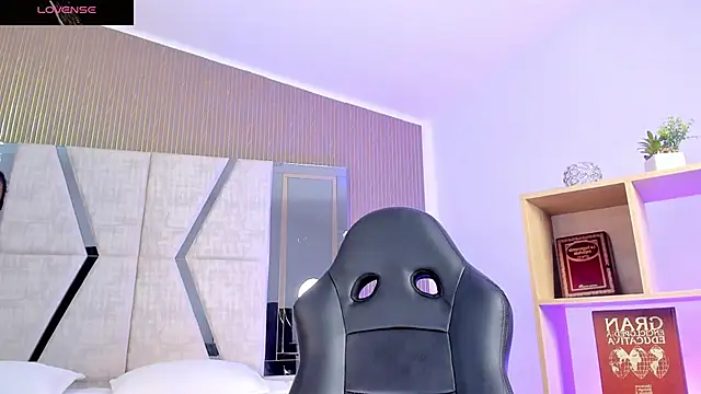 Axel grey  online show from 21, 3, 2026