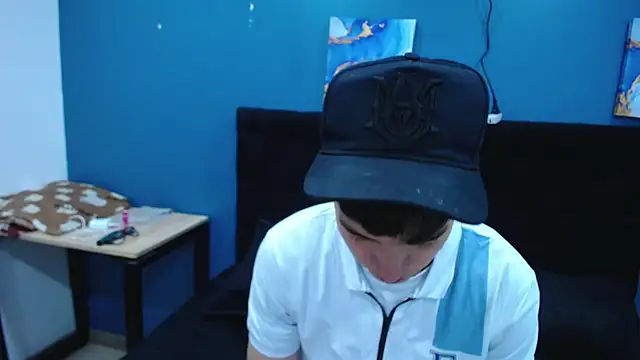 Jheampiiero online show from 10, 11, 2025