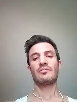 Snapshot of OGUZOZAN chatting on 20, 9, 2025 OGUZOZAN online show from 20, 9, 2025