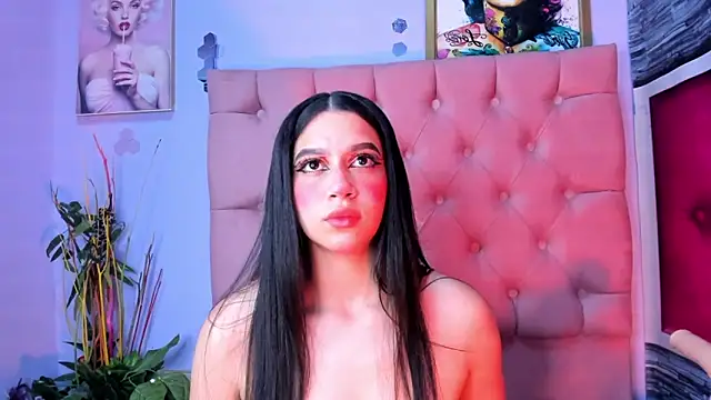 Megan Luxe online show from 21, 12, 2025