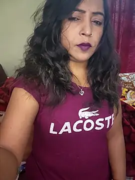 Snapshot of Hotbhabi305 chatting on 16, 2, 2026 Hotbhabi305 online show from 16, 2, 2026