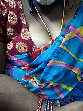 Snapshot of TAMIL_ELAKKIYA chatting on 23, 9, 2025 TAMIL ELAKKIYA online show from 23, 9, 2025