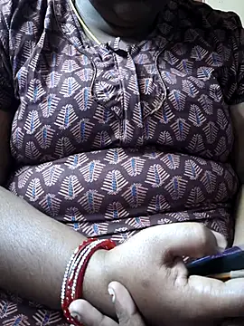 Snapshot of TAMIL_ELAKKIYA chatting on 7, 11, 2025 TAMIL ELAKKIYA online show from 7, 11, 2025