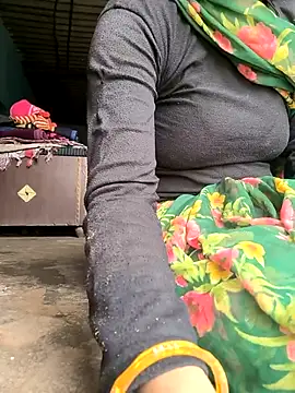 Snapshot of Cutyam chatting on 17, 11, 2025 Cutyam online show from 17, 11, 2025