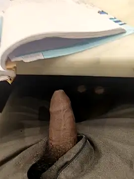 hotboy43339 online show from 9, 2, 2026