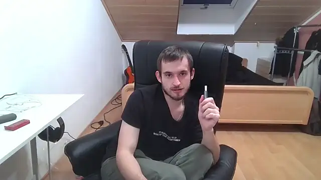 Snapshot of Bez3ybik chatting on 17, 10, 2025 Bez3ybik online show from 17, 10, 2025