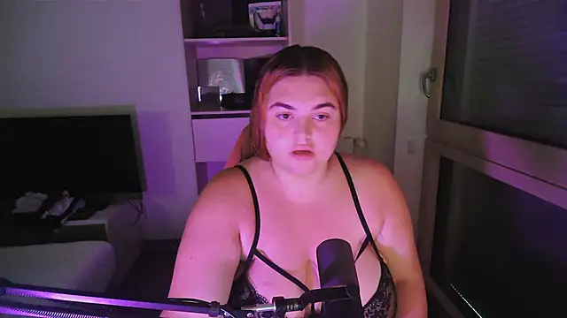 Snapshot of lilfroggy_off chatting on 28, 7, 2026 lilfroggy off online show from 28, 7, 2026