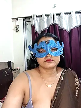 Snapshot of MEERAcle chatting on 7, 2, 2026 MEERAcle online show from 7, 2, 2026