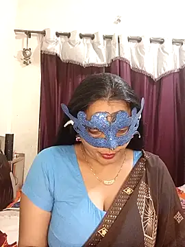 Snapshot of MEERAcle chatting on 13, 2, 2026 MEERAcle online show from 13, 2, 2026