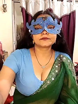 Snapshot of MEERAcle chatting on 25, 2, 2026 MEERAcle online show from 25, 2, 2026