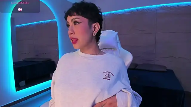 Snapshot of ZahaRose chatting on 21, 9, 2025 ZahaRose online show from 21, 9, 2025