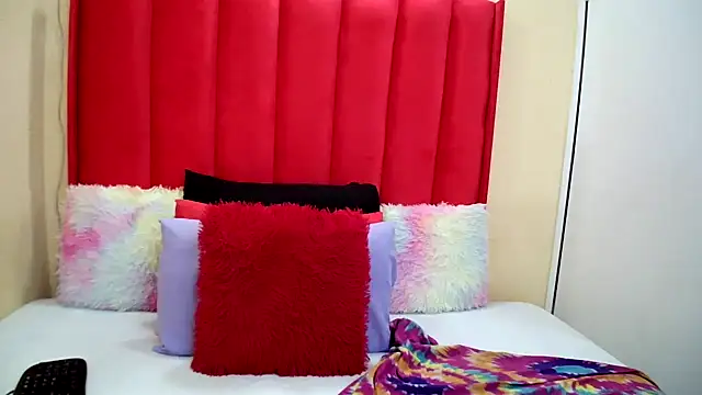 BigAssjuicy26 online show from 9, 2, 2026