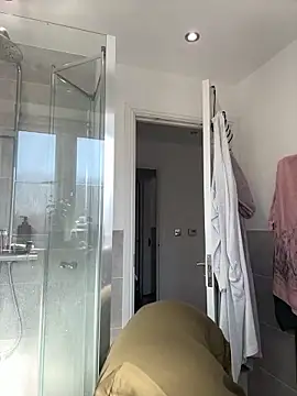 BELLABLACKXUK online show from 7, 4, 2026