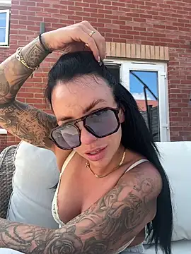 BELLABLACKXUK online show from 3, 7, 2026