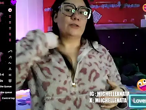 Snapshot of miichellemalvoa chatting on 24, 6, 2026 miichellemalvoa online show from 24, 6, 2026