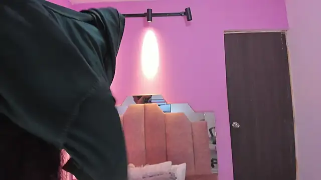 Snapshot of AndreaSweet2 chatting on 14, 2, 2026 AndreaSweet2 online show from 14, 2, 2026