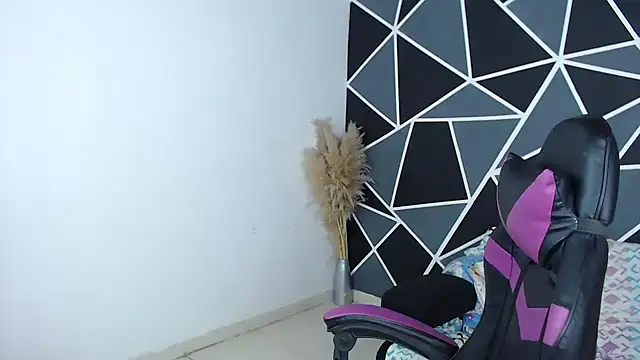 Snapshot of karol_the_warrior chatting on 26, 9, 2025 karol the warrior online show from 26, 9, 2025