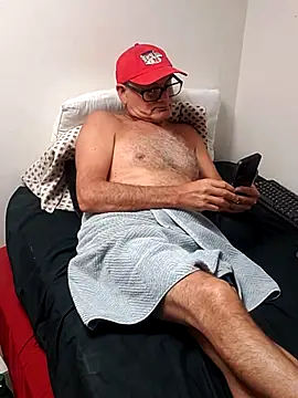 pareja-40-20 online show from 6, 3, 2026