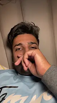 Snapshot of the_Shinchan@xh chatting on 12, 11, 2025 the Shinchanxh online show from 12, 11, 2025