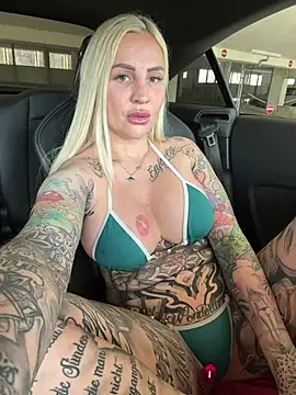 CoraDiamond online show from 5, 3, 2026