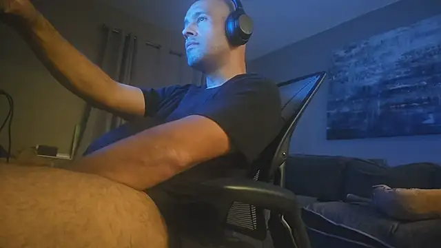 Snapshot of LeeCox chatting on 22, 12, 2024 LeeCox online show from 22, 12, 2024