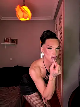 Snapshot of lacattiva chatting on 8, 9, 2025 lacattiva online show from 8, 9, 2025