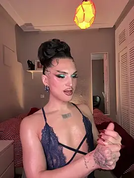 Snapshot of lacattiva chatting on 3, 12, 2025 lacattiva online show from 3, 12, 2025