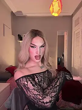 Snapshot of lacattiva chatting on 21, 12, 2025 lacattiva online show from 21, 12, 2025