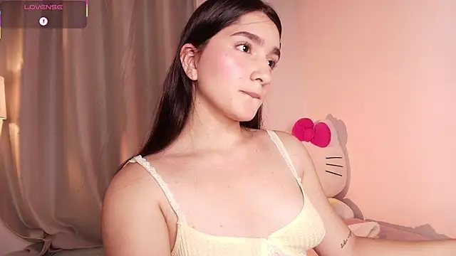 Snapshot of dulceangel__ chatting on 11, 10, 2025 dulceangel   online show from 11, 10, 2025