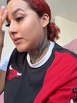 MargothWolfe online show from 9, 9, 2025