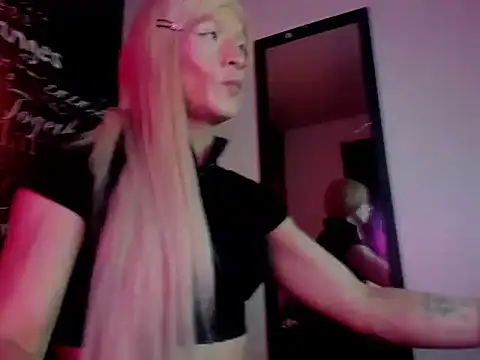 Snapshot of Megam_ chatting on 26, 9, 2025 Megam online show from 26, 9, 2025