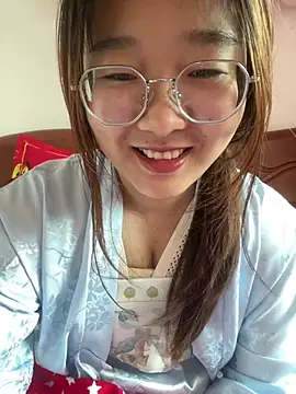 Snapshot of sisi-maiden chatting on 21, 3, 2026 sisi-maiden online show from 21, 3, 2026