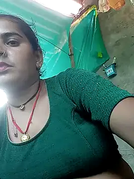 Snapshot of Hoteaw12 chatting on 30, 5, 2026 Hoteaw12 online show from 30, 5, 2026