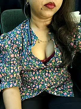 Sexy juhee online show from 2, 5, 2026