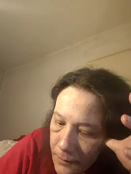 Snapshot of zeousseelphie chatting on 29, 4, 2026 zeousseelphie online show from 29, 4, 2026