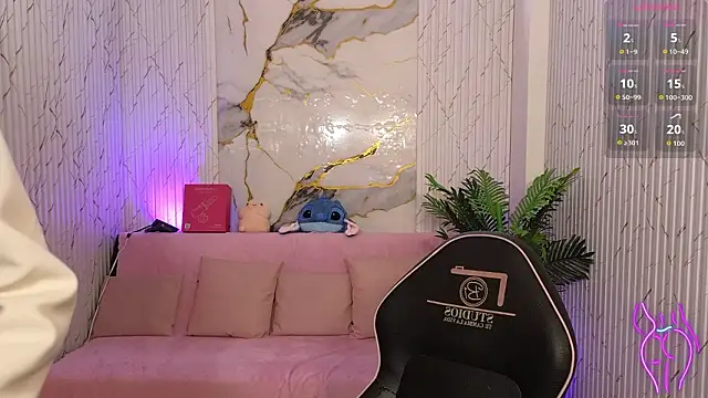 Snapshot of artemiss_tay chatting on 6, 2, 2026 artemiss tay online show from 6, 2, 2026