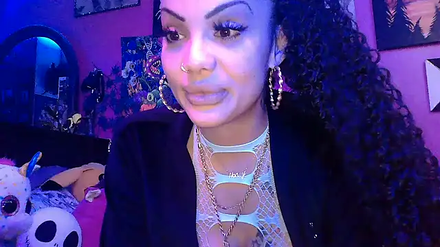 Snapshot of Av3ryyBe3 chatting on 11, 11, 2025 Av3ryyBe3 online show from 11, 11, 2025