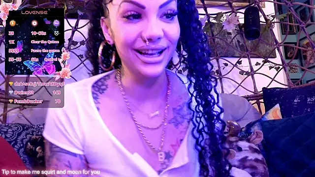 Snapshot of Av3ryyBe3 chatting on 4, 2, 2026 Av3ryyBe3 online show from 4, 2, 2026