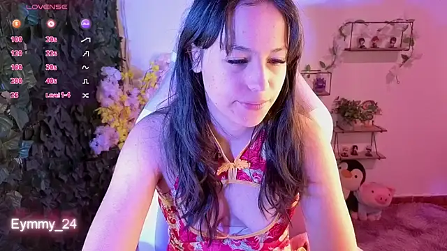 Snapshot of Eymmy_24 chatting on 30, 6, 2026 Eymmy 24 online show from 30, 6, 2026