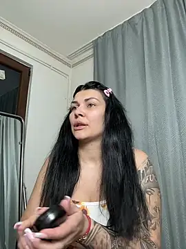 Snapshot of MiaKiittyy chatting on 23, 2, 2026 MiaKiittyy online show from 23, 2, 2026